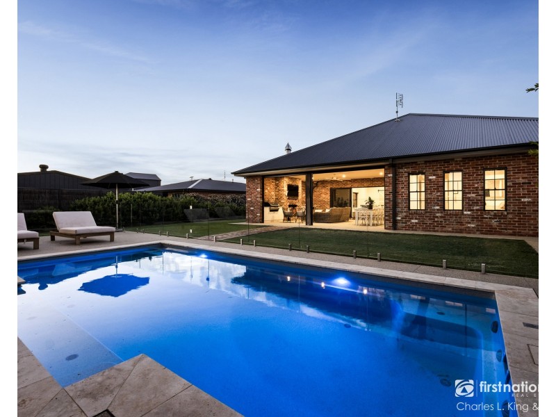 17 Bayaderra Court, Moama NSW 2731