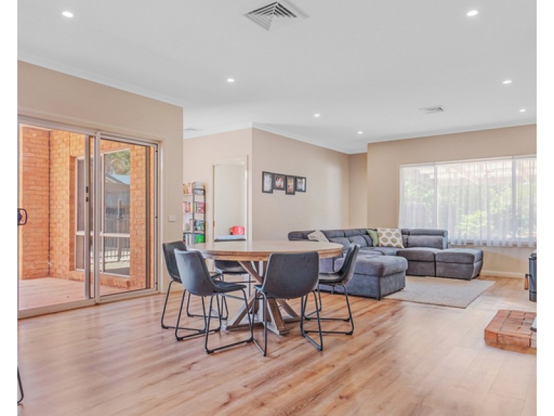 9 Winbi Avenue, Moama NSW 2731