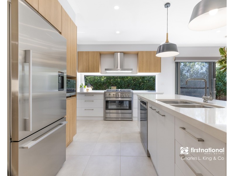 8 Lincoln Crescent, Echuca VIC 3564