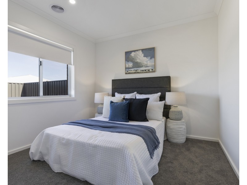 53 Yakoa Natya Avenue, Echuca VIC 3564