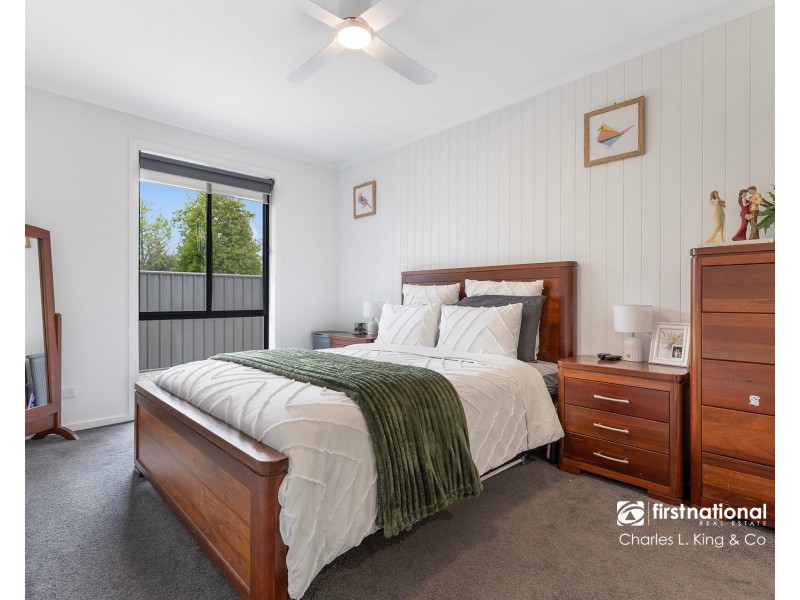 61 Campaspe Esplanade, Echuca VIC 3564