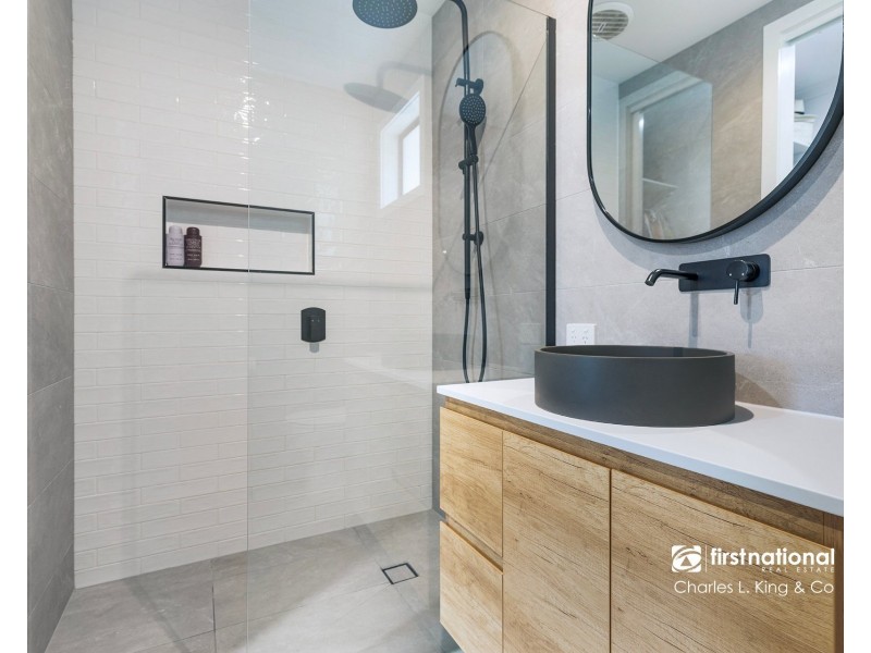61 Campaspe Esplanade, Echuca VIC 3564