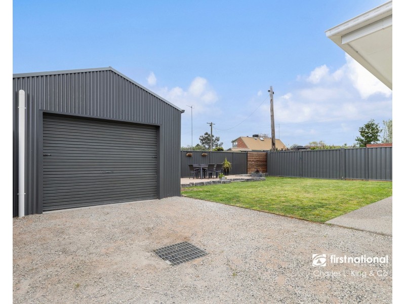 61 Campaspe Esplanade, Echuca VIC 3564