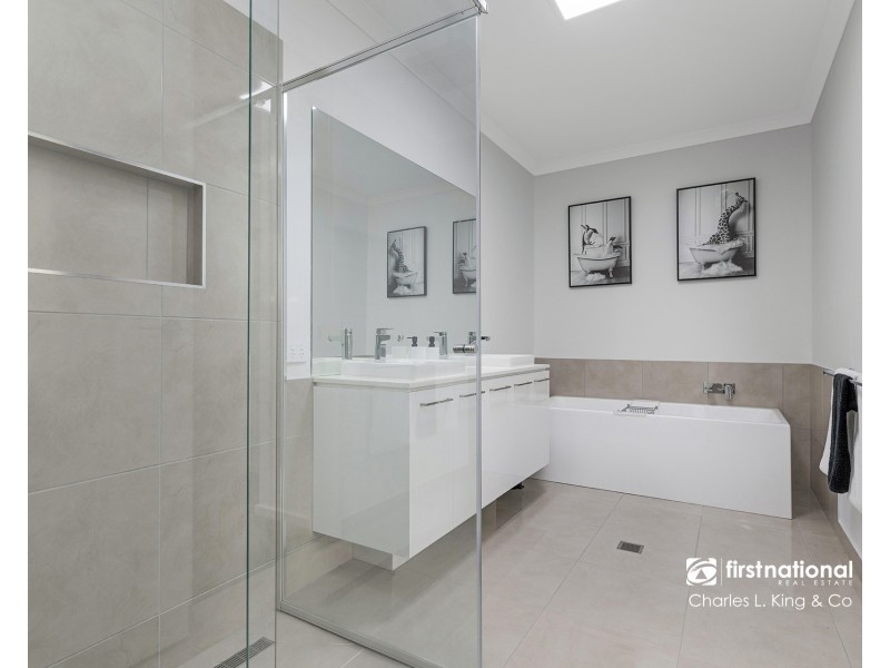16 Currawong Circuit, Moama NSW 2731