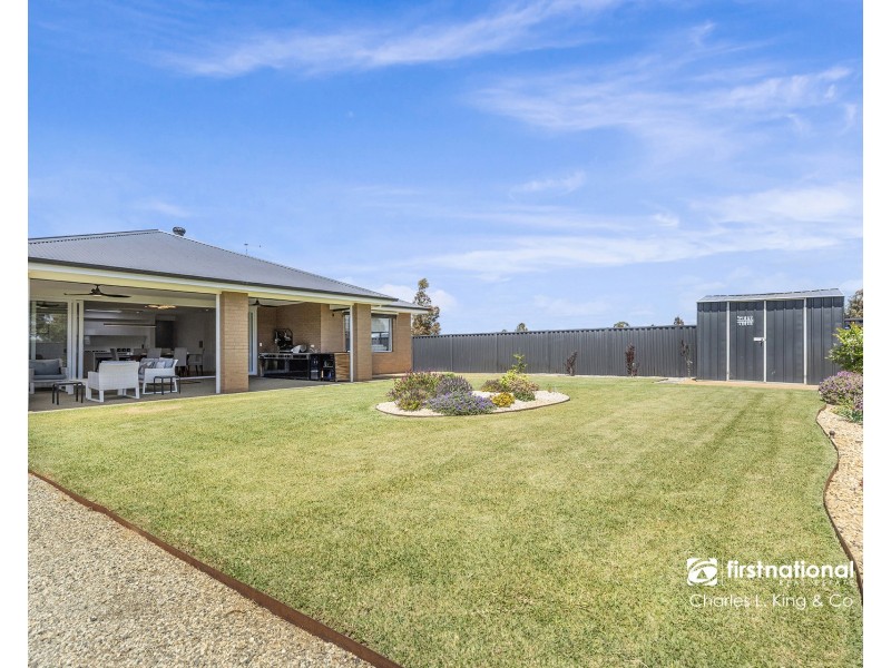 16 Currawong Circuit, Moama NSW 2731