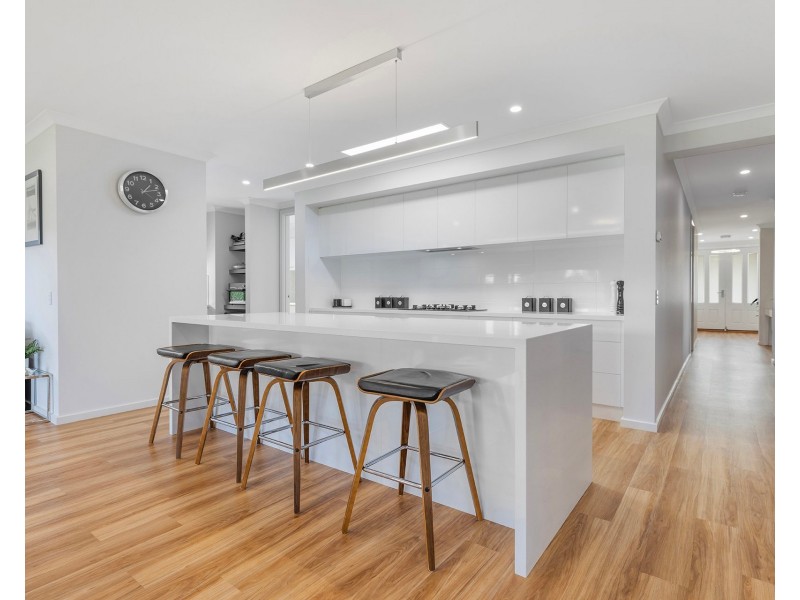 16 Currawong Circuit, Moama NSW 2731