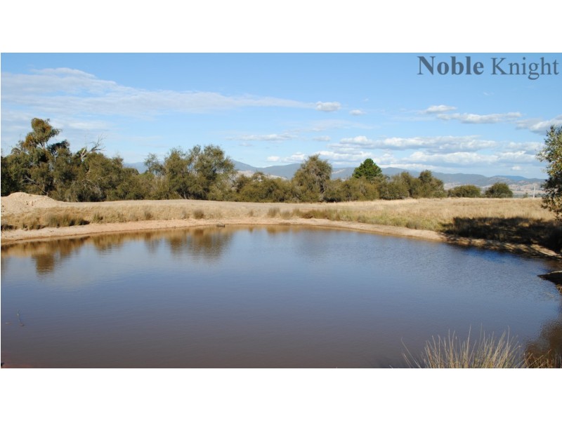 11 Drakes Hill Road, Mansfield VIC 3722