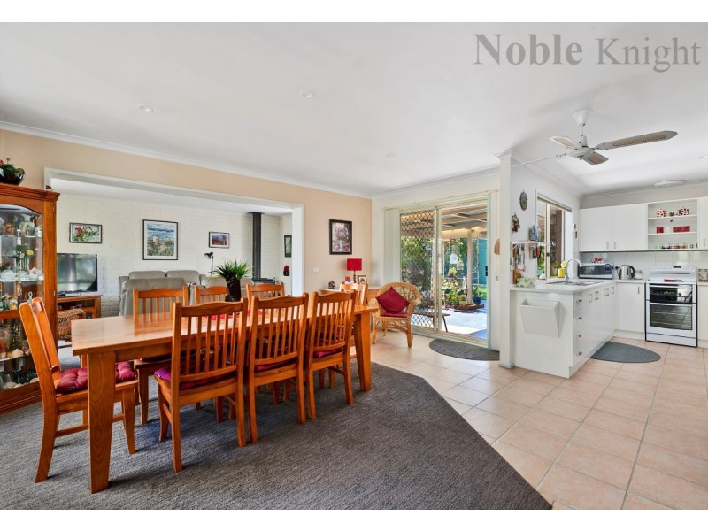 4 Highton Lane, Mansfield VIC 3722