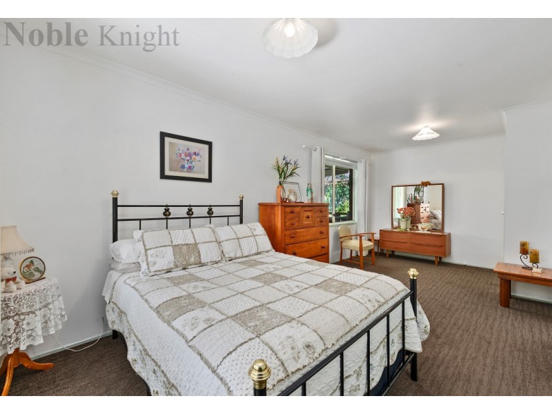 4 Highton Lane, Mansfield VIC 3722