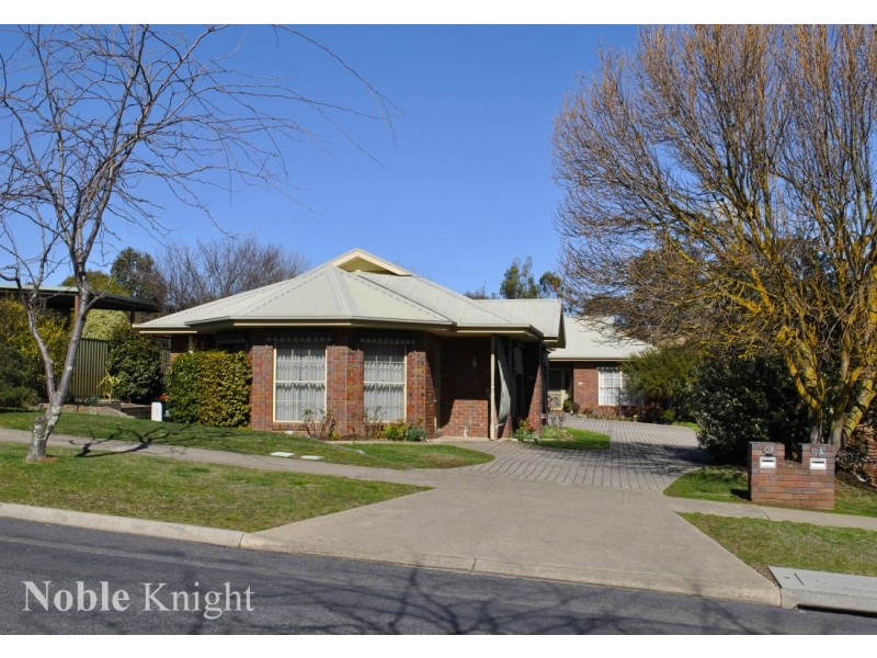 10B Somerset Cresent, Mansfield VIC 3722