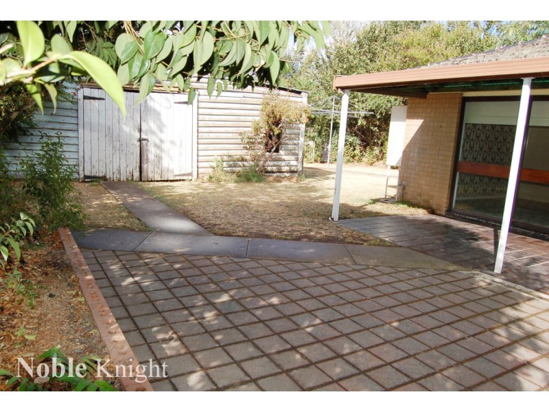 8A Logan Street, Mansfield VIC 3722