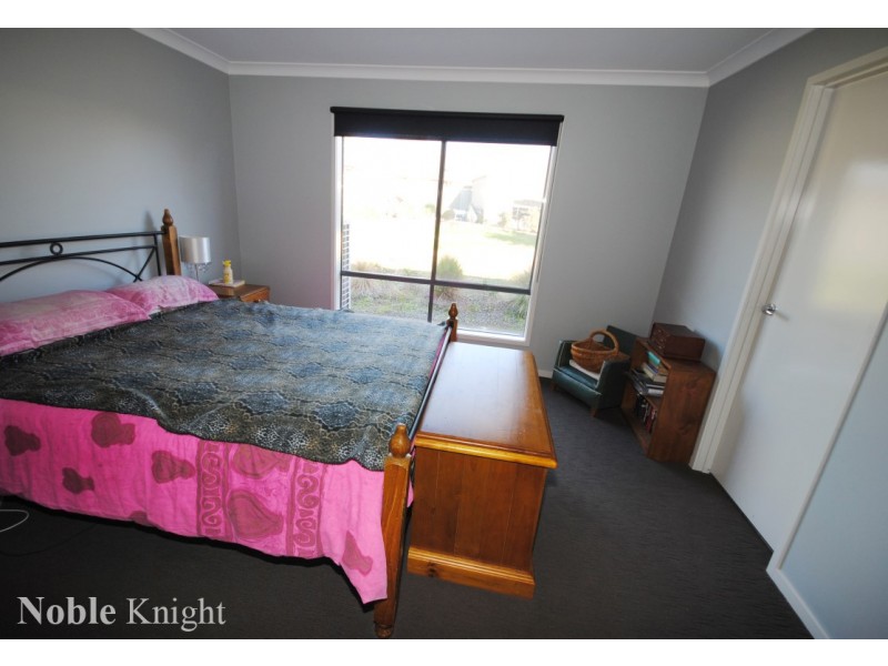 68 Cambridge Drive, Mansfield VIC 3722