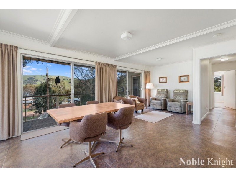 81 James Street, Bonnie Doon VIC 3720