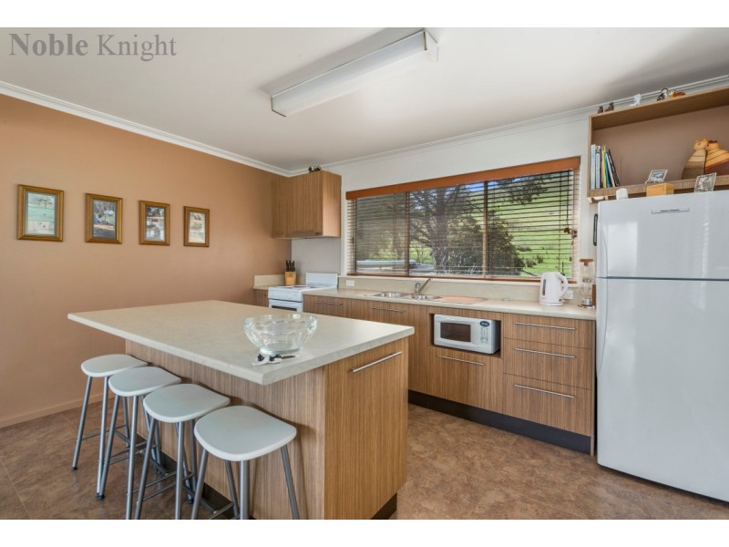 81 James Street, Bonnie Doon VIC 3720