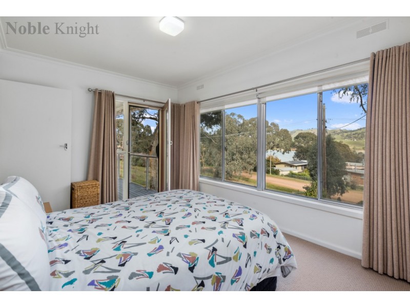 81 James Street, Bonnie Doon VIC 3720