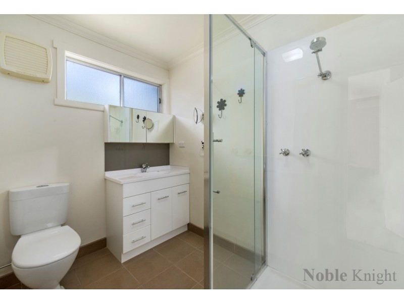 81 James Street, Bonnie Doon VIC 3720