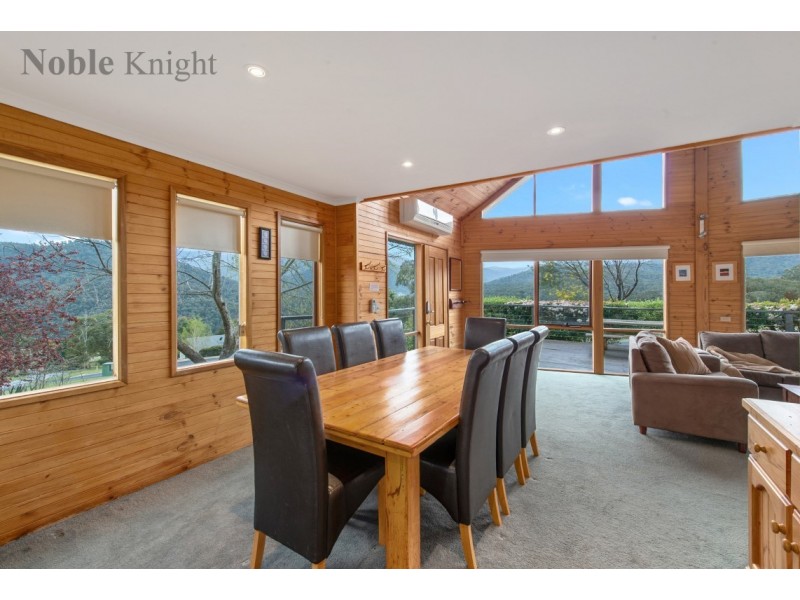 4 Telemark Court, Merrijig VIC 3723