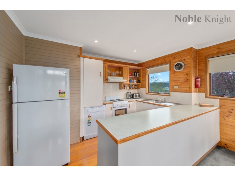 4 Telemark Court, Merrijig VIC 3723