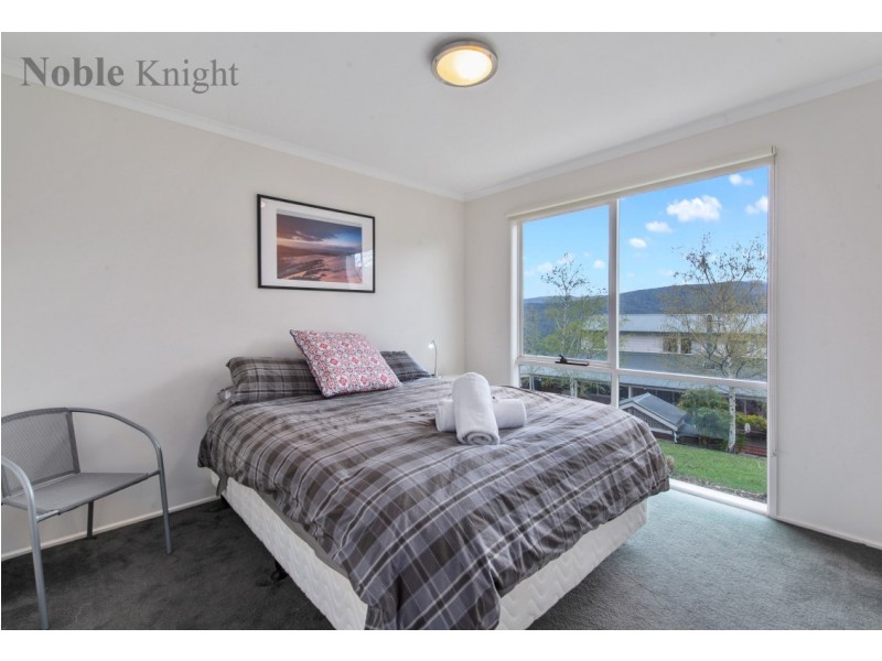 4 Telemark Court, Merrijig VIC 3723