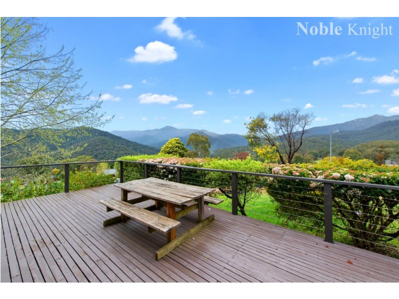 4 Telemark Court, Merrijig VIC 3723