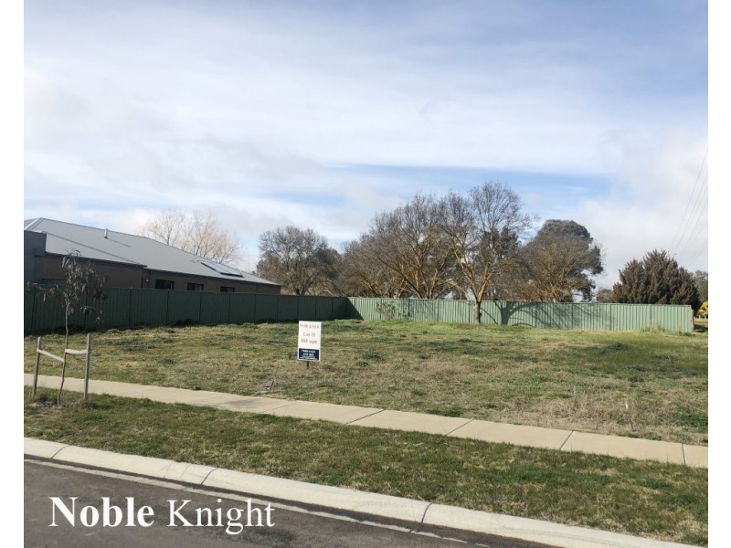 11/2 Carob Court, Mansfield VIC 3722