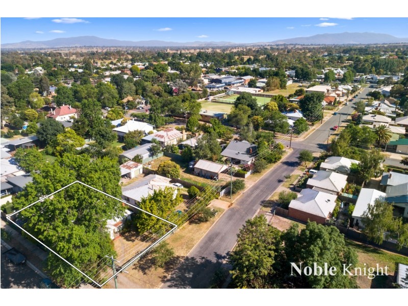 19 Collopy Street, Mansfield VIC 3722