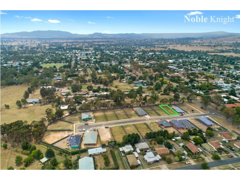 6 Peak Court, Mansfield VIC 3722