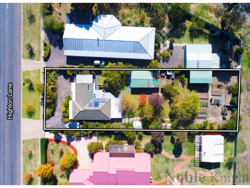 4 Highton Lane, Mansfield VIC 3722