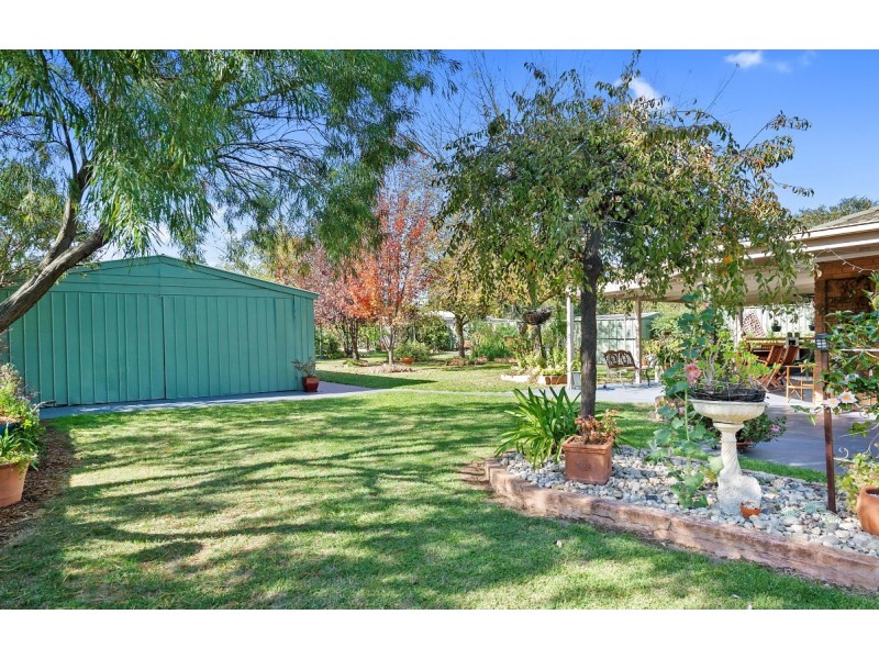 4 Highton Lane, Mansfield VIC 3722