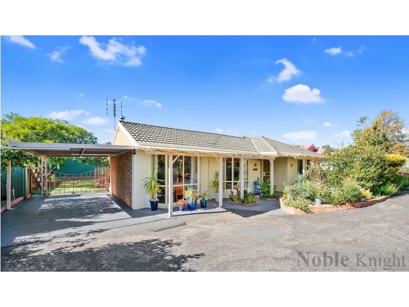 4 Highton Lane, Mansfield VIC 3722