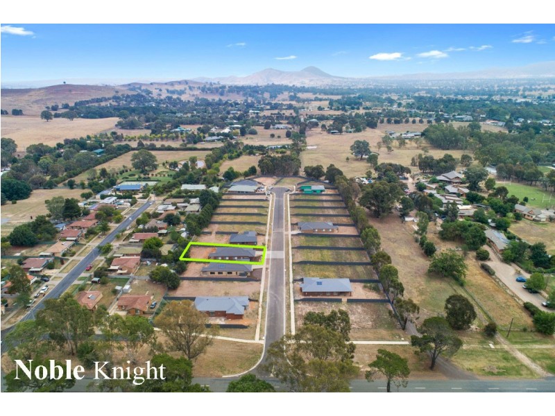 7 Peak Court, Mansfield VIC 3722