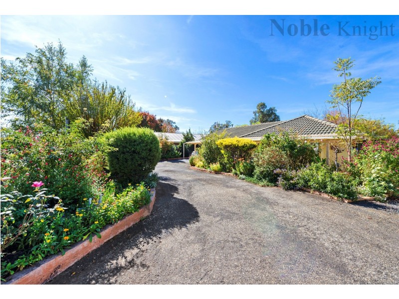 4 Highton Lane, Mansfield VIC 3722