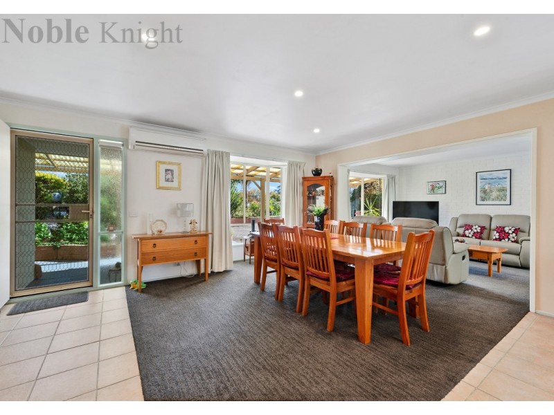 4 Highton Lane, Mansfield VIC 3722