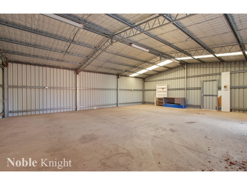 13 Cambridge Drive, Mansfield VIC 3722