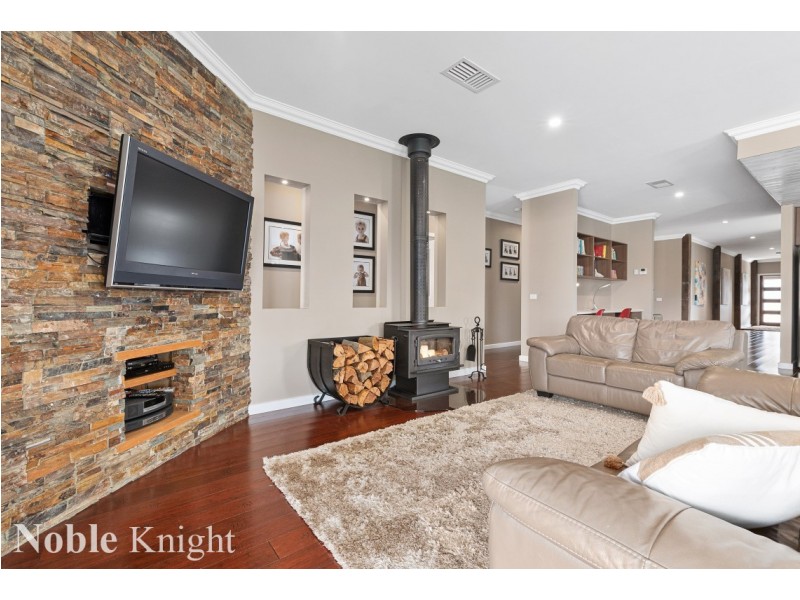 1 Village Court, Mansfield VIC 3722