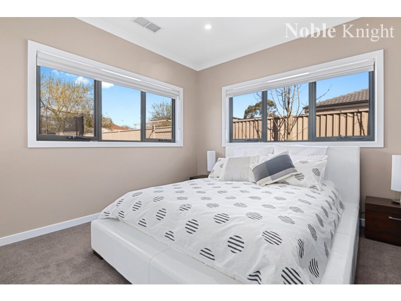 1 Village Court, Mansfield VIC 3722