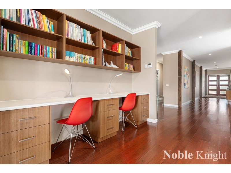 1 Village Court, Mansfield VIC 3722