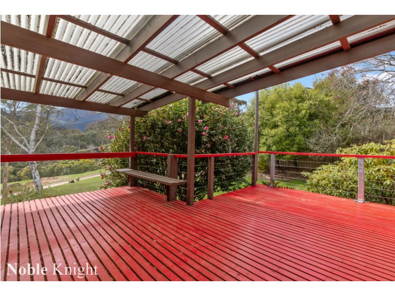 14 Changue Road, Merrijig VIC 3723