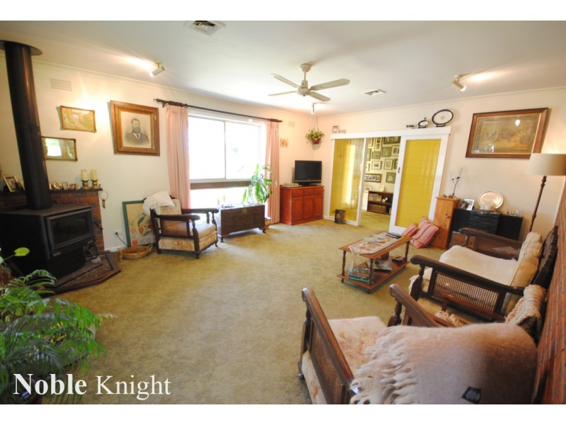 50 Highton Lane, Mansfield VIC 3722