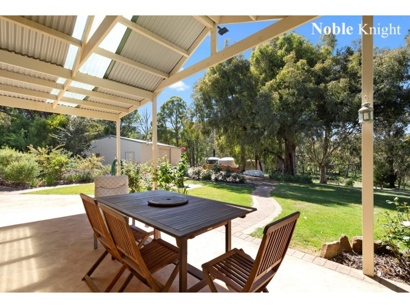 158 Bromfield Drive, Tolmie VIC 3723