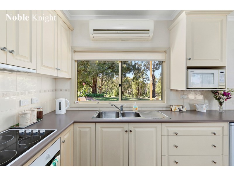 158 Bromfield Drive, Tolmie VIC 3723