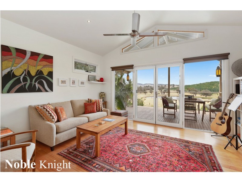 33 Bankers Rise, Mountain Bay VIC 3723