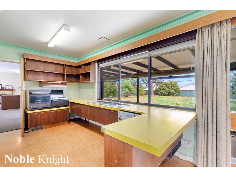31 Kidston Parade, Mansfield VIC 3722