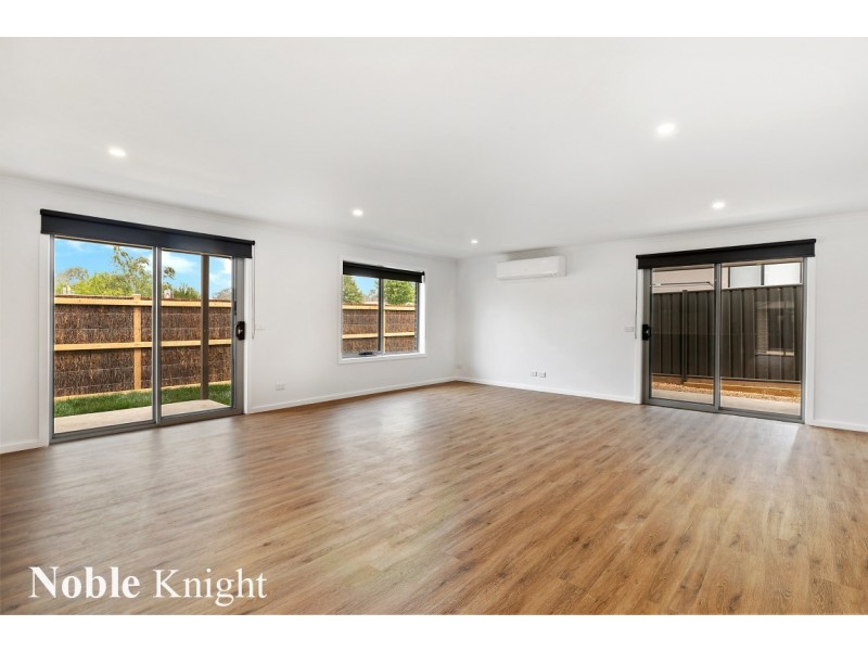 3/3  Highton Lane, Mansfield VIC 3722