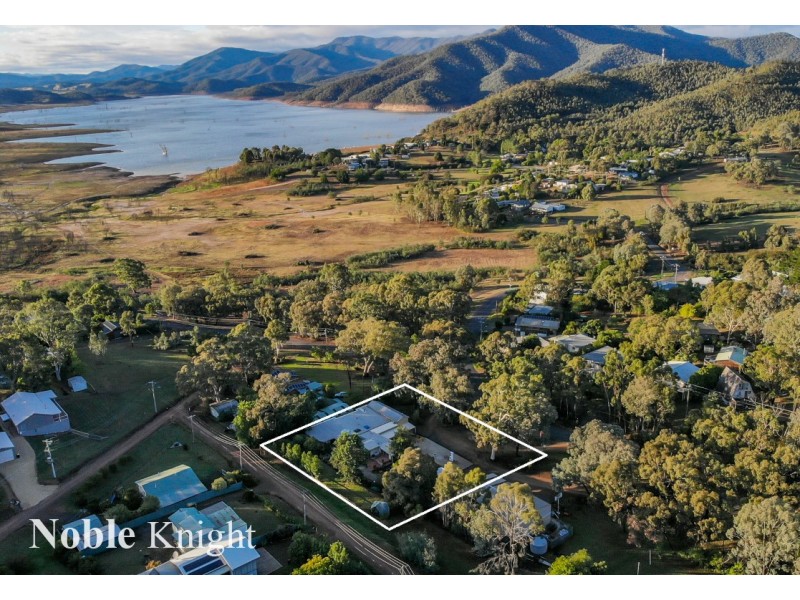 4 Howes Creek-Goughs Bay Road, Goughs Bay VIC 3723