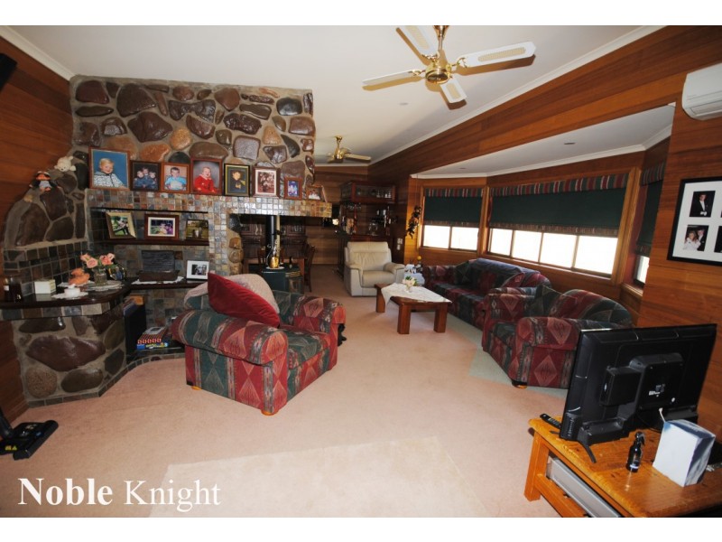 4 Howes Creek-Goughs Bay Road, Goughs Bay VIC 3723