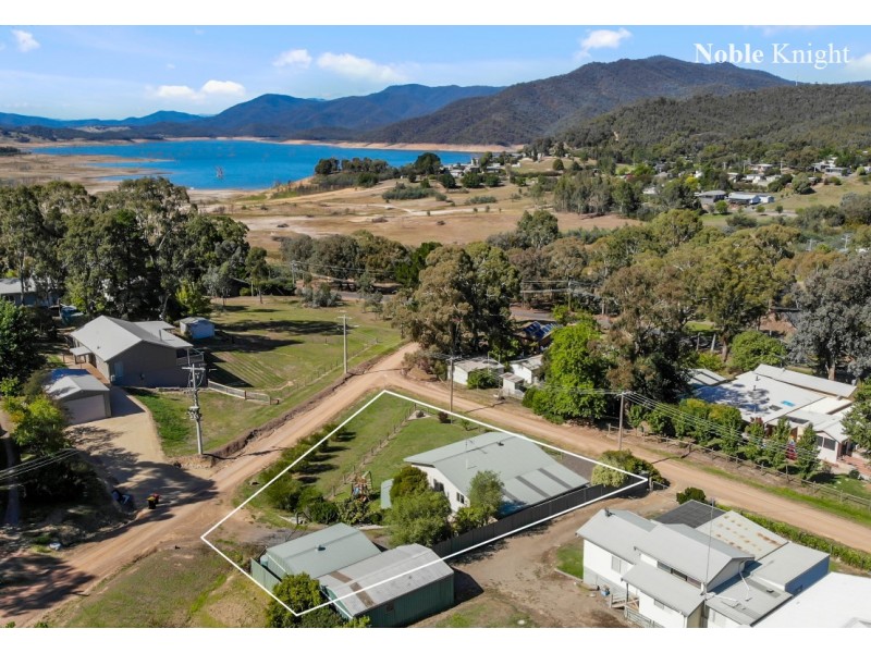 2 Catherine Street, Goughs Bay VIC 3723