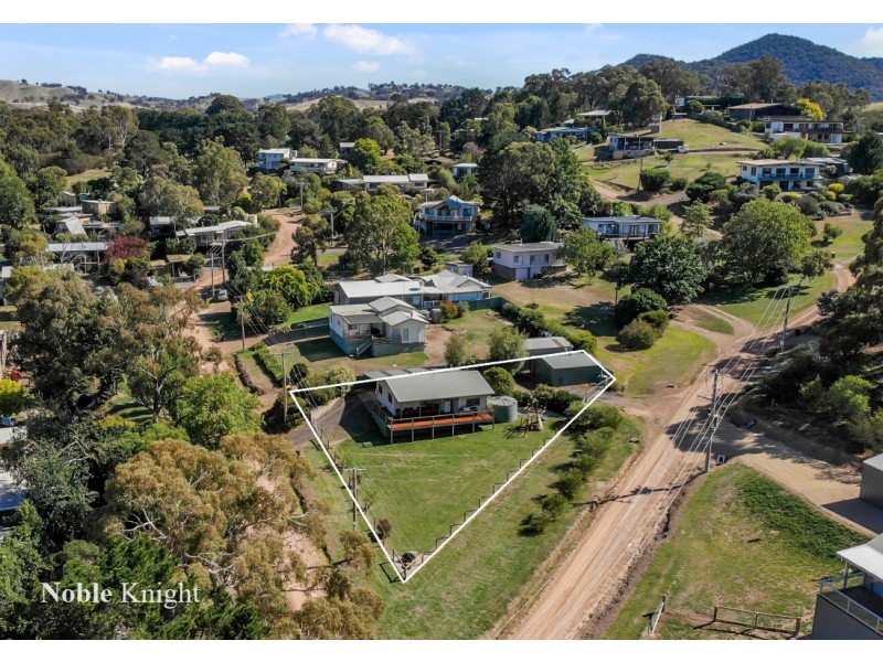 2 Catherine Street, Goughs Bay VIC 3723