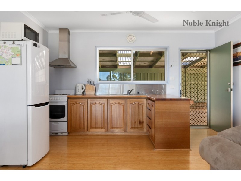 2 Catherine Street, Goughs Bay VIC 3723