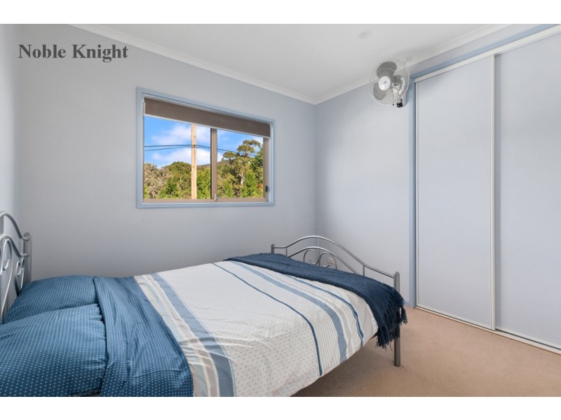 2 Catherine Street, Goughs Bay VIC 3723